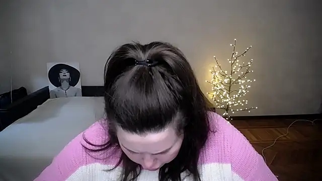 Emily Mo online show from 04/26/26, 06:44