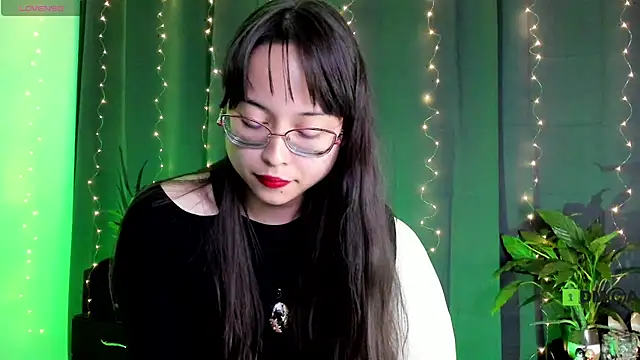 shantalc3rezo online show from 02/07/25, 12:20