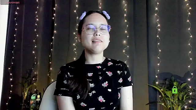 shantalc3rezo online show from 02/13/25, 10:33