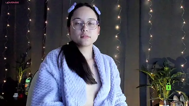 shantalc3rezo online show from 02/17/25, 01:36