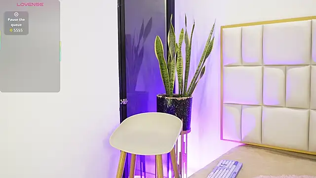 Anais aradia online show from 01/09/26, 04:59