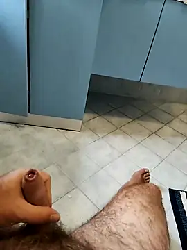 Snapshot of orsettoCum chatting on 09/13/25, 09:53 orsettoCum online show from 09/13/25, 09:53