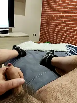 Snapshot of orsettoCum chatting on 01/12/26, 04:12 orsettoCum online show from 01/12/26, 04:12