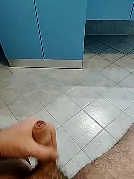 Snapshot of orsettoCum chatting on 02/15/26, 02:47 orsettoCum online show from 02/15/26, 02:47