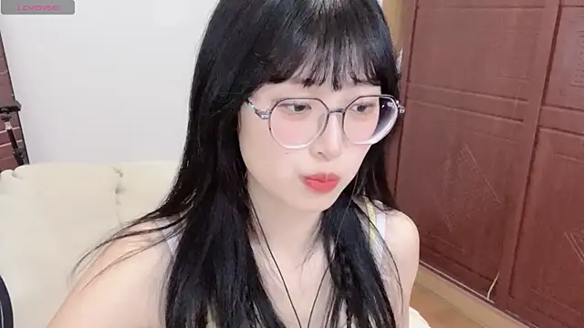 4uoki online show from 03/22/25, 03:53