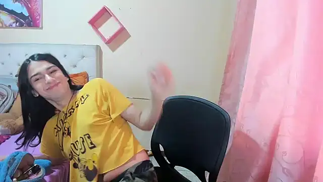 Snapshot of sweet1Girl chatting on 01/10/25, 12:15 sweet1Girl online show from 01/10/25, 12:15