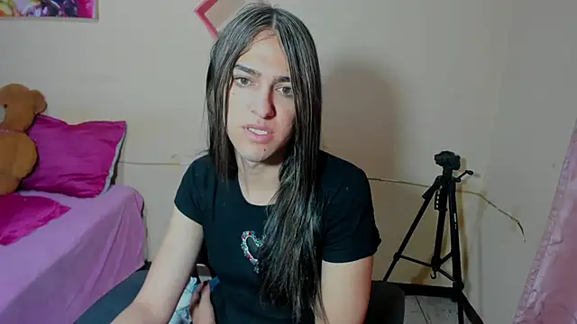 Snapshot of sweet1Girl chatting on 02/05/25, 12:06 sweet1Girl online show from 02/05/25, 12:06