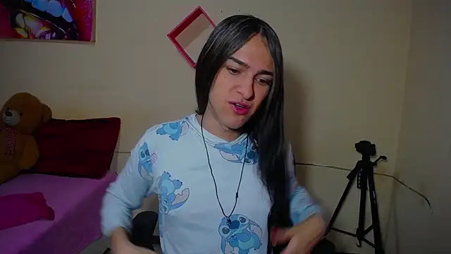 Snapshot of sweet1Girl chatting on 02/06/25, 12:05 sweet1Girl online show from 02/06/25, 12:05