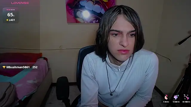 Snapshot of sweet1Girl chatting on 02/19/25, 04:33 sweet1Girl online show from 02/19/25, 04:33