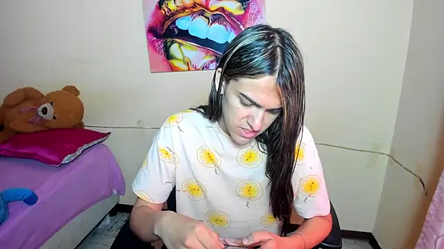 Snapshot of sweet1Girl chatting on 03/20/25, 03:25 sweet1Girl online show from 03/20/25, 03:25