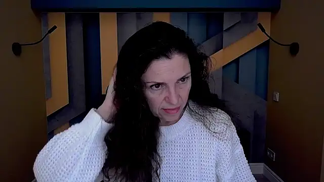 EllaLong online show from 11/14/25, 12:26