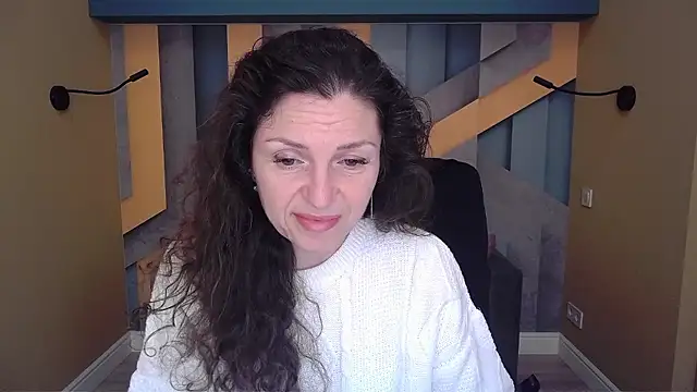 EllaLong online show from 01/10/26, 12:29