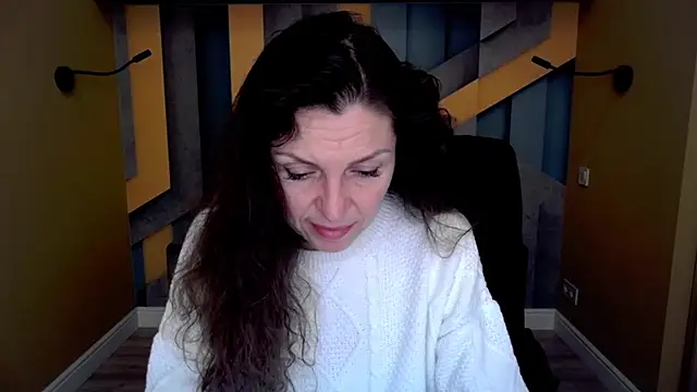 EllaLong online show from 01/11/26, 12:32