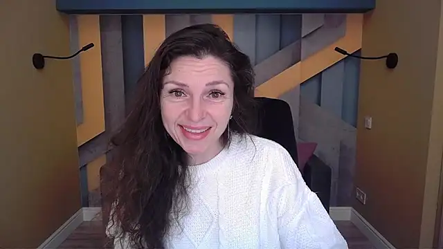 EllaLong online show from 01/18/26, 12:31