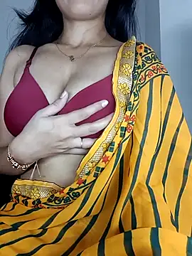 Snapshot of _surbhi_ chatting on 03/12/26, 03:56 surbhi online show from 03/12/26, 03:56