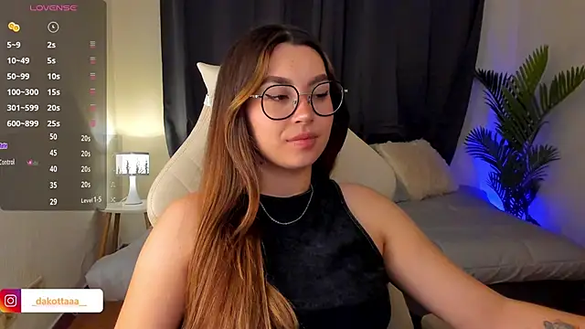 Snapshot of dakottaa_ chatting on 09/18/25, 11:18 dakottaa online show from 09/18/25, 11:18