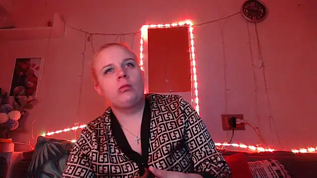 Karolina love  online show from 01/09/25, 11:34