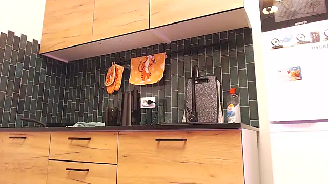 Karolina love  online show from 02/22/26, 02:13