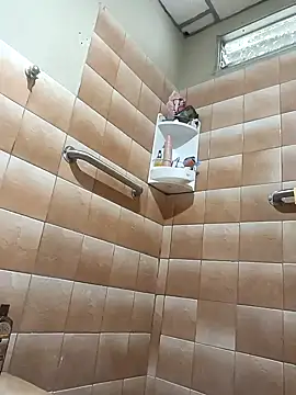 DanelyLopez online show from 12/12/24, 07:59