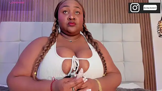 Saravy Blandon online show from 02/13/26, 11:28