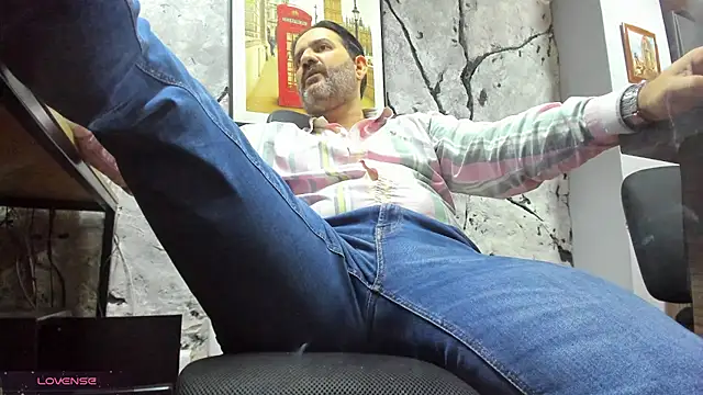 Maxi TheBigDaddy online show from 02/04/26, 03:18