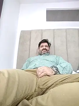 Maxi TheBigDaddy online show from 02/26/26, 11:26