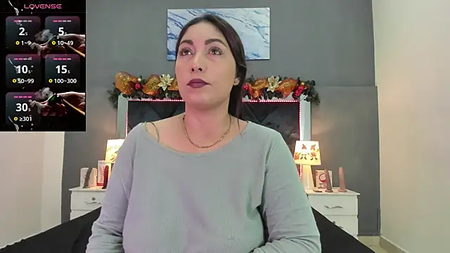 Lauralove 69 online show from 12/16/25, 09:42