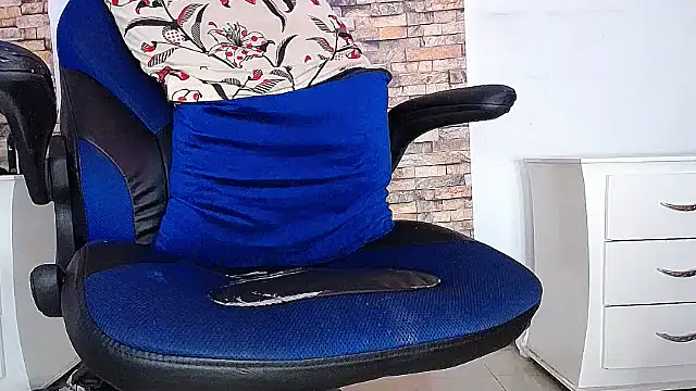 Jhons velez online show from 10/29/25, 04:20