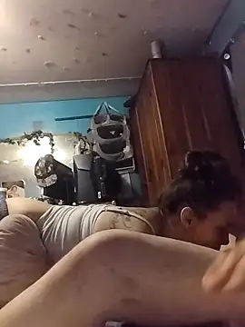 Thicknjuicy1986 online show from 10/08/25, 12:58