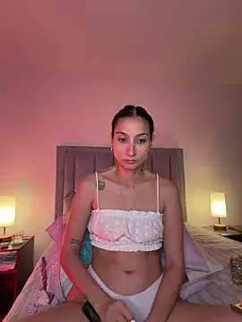 Snapshot of DanikRosse chatting on 07/16/26, 03:01 DanikRosse online show from 07/16/26, 03:01
