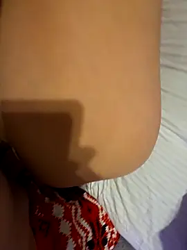 papaoso33 online show from 10/22/25, 02:56