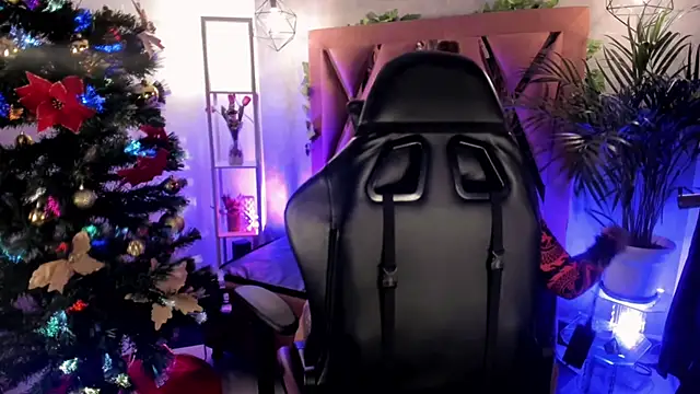 Megan inked online show from 12/15/24, 02:52