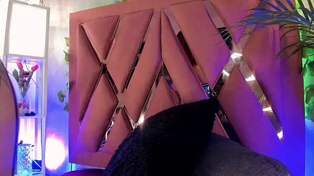 Megan inked online show from 12/28/24, 03:58