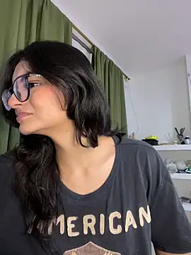 Snapshot of Cat2525 chatting on 01/22/25, 02:04 Cat2525 online show from 01/22/25, 02:04