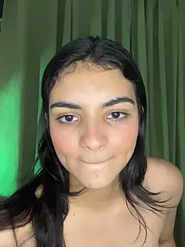 Snapshot of Cat2525 chatting on 03/13/25, 01:43 Cat2525 online show from 03/13/25, 01:43