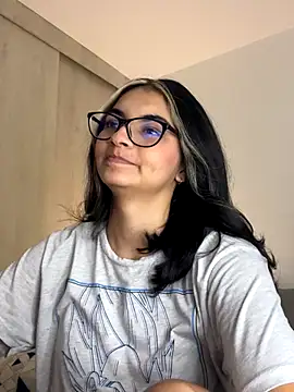 Snapshot of Cat2525 chatting on 11/25/25, 02:33 Cat2525 online show from 11/25/25, 02:33