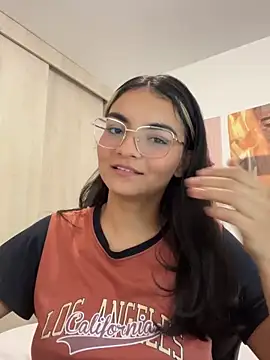 Snapshot of Cat2525 chatting on 03/25/26, 11:22 Cat2525 online show from 03/25/26, 11:22