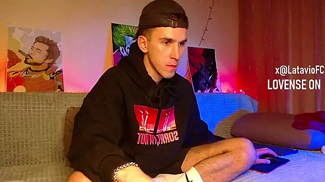 Midnighter  online show from 02/11/25, 05:16