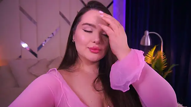 CuteAmberr online show from 10/27/25, 12:04