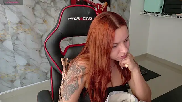 Snapshot of samantha_tattu chatting on 11/14/25, 08:51 samantha tattu online show from 11/14/25, 08:51