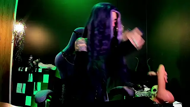 ameliachadburn online show from 10/05/25, 03:21