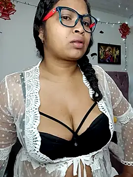 chalohott online show from 12/17/25, 12:27