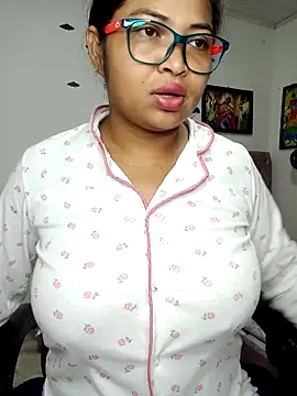 chalohott online show from 02/10/26, 10:30