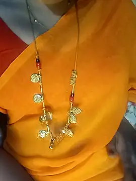 tuttifrutti17 online show from 12/18/24, 07:19