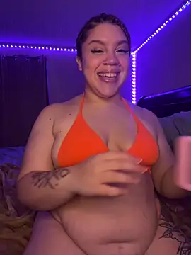 QueenNuttCollector online show from 12/29/24, 02:17