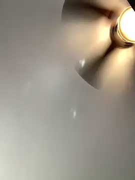 Snapshot of QueenNuttCollector chatting on 04/01/26, 04:04 QueenNuttCollector online show from 04/01/26, 04:04