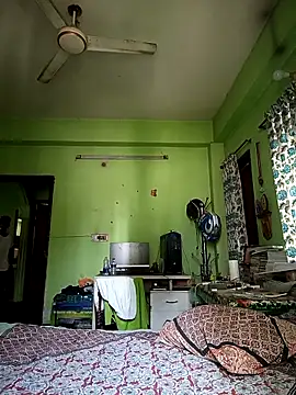 Snapshot of mahadakha78 chatting on 02/27/25, 05:34 mahadakha78 online show from 02/27/25, 05:34