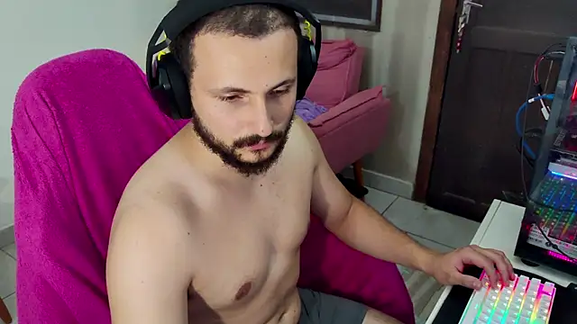 iurytx online show from 12/15/25, 08:46