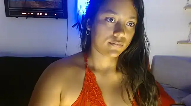 Chiara petterson online show from 02/22/25, 05:34