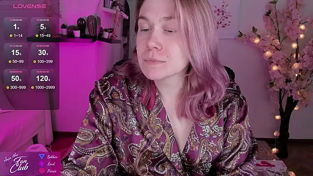 Snapshot of Nancy_Sun_ chatting on 12/05/24, 06:11 Nancy Sun  online show from 12/05/24, 06:11